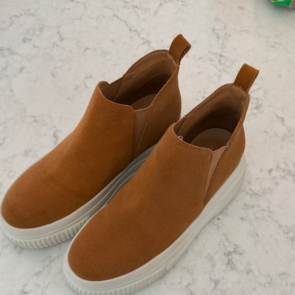 JSlides pull on platform - image 1